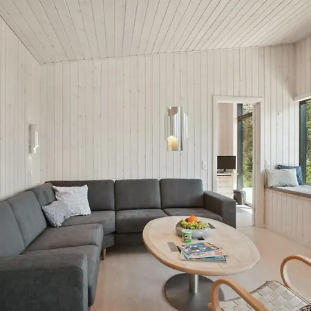 Toska - 100m To The Fjord By Interhome *